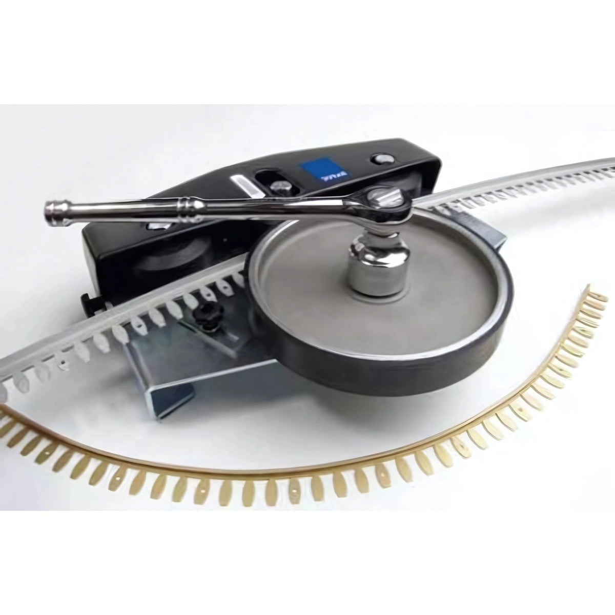 Curver with crank for bending tile profiles