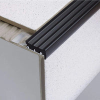 Ambientebild Treppenprofil mit Gummieinlage schwarz breite Variante #A0001752
#A0001756