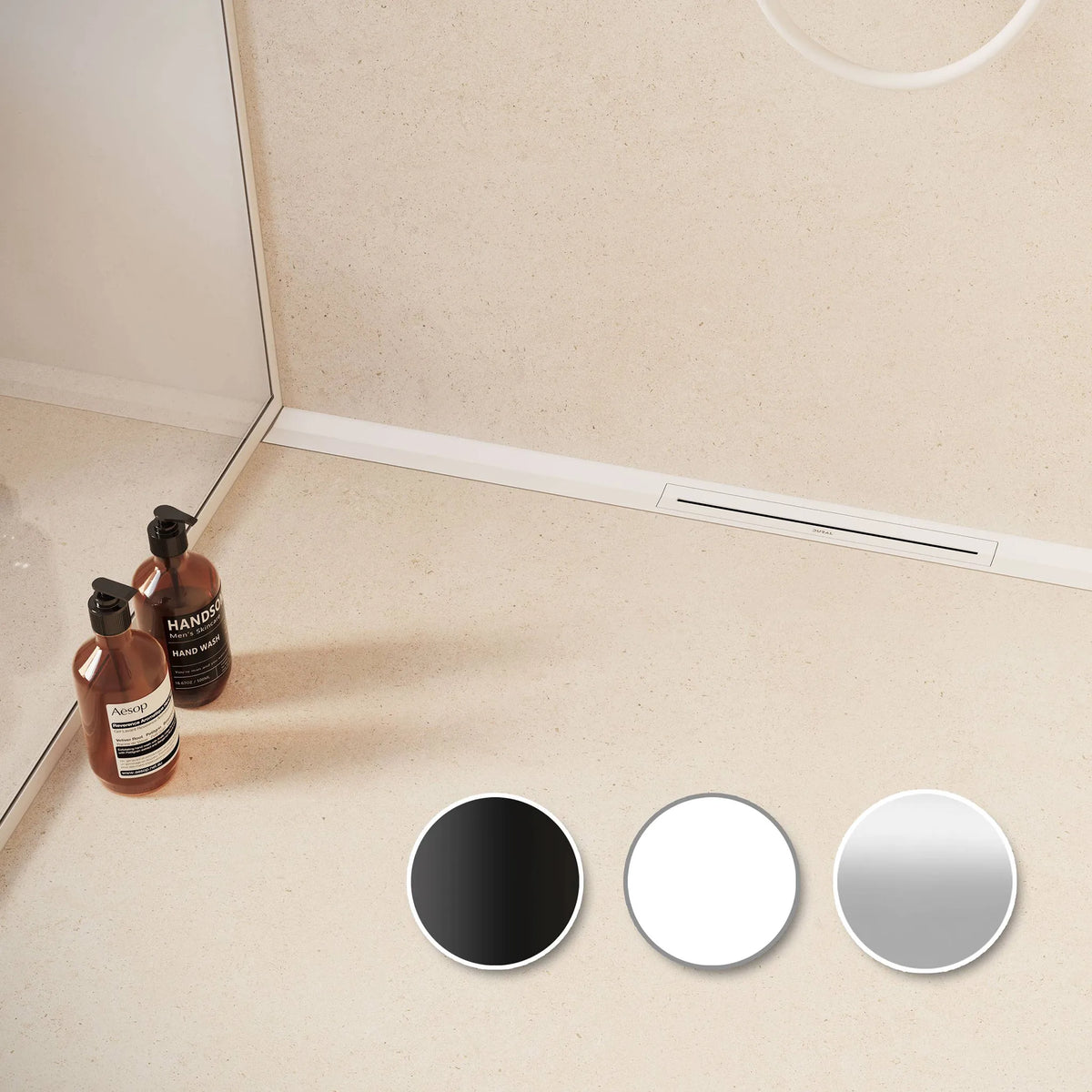 Ambientebild kürzbares Duschrinnen Komplettset für die Wand